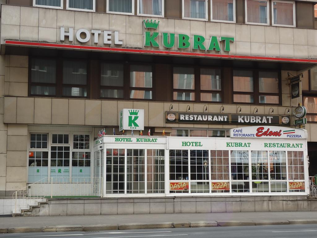 Hotel Kubrat Am Checkpoint Charlie Berlin Exteriör bild